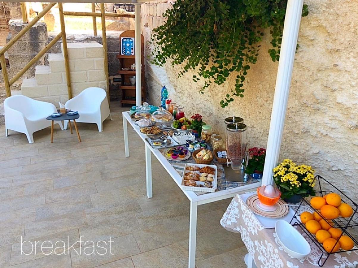 Cave Garden Rooms Favignana Bagian luar foto